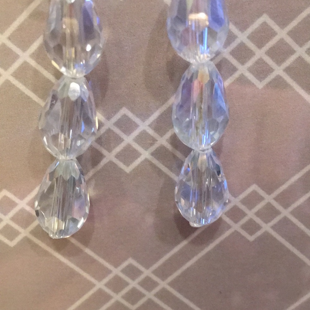 Dangle earrings